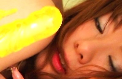 Aki Katase Asian has hairy slit exposed and gets vibrator to lick
