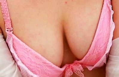 Natsumi Kasaoka Asian shows big boobs in pink bra in bathroom