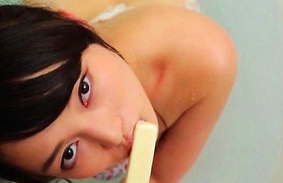 Saki Shirato Asian soaps her hot ass cheeks and enjoys ice cream