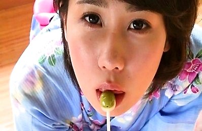 Mayu Nishino Asian shows her big assets in kimono and licks candy
