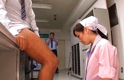 Yuu Kawakami Asian cleaning woman is fondled and gets sperm