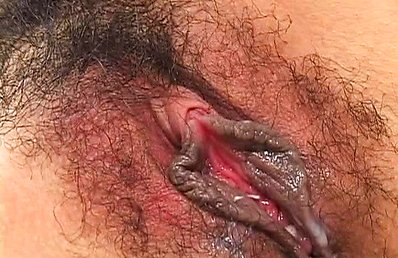 Rin Asian horny slut loves to take fingers in hairy juicy twat