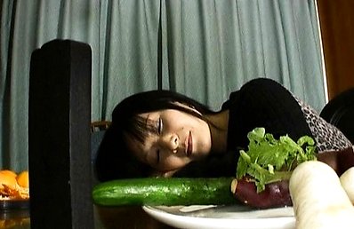 Japanese AV Model sucking long cucumber and fucks pussy with it
