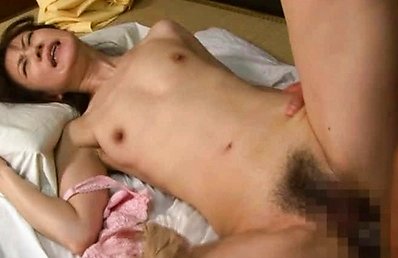 Seiko Shiratori&amp;#180;s pussy gets licked as she does facesitting