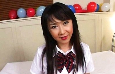 Maki Miyashita Asian spreads legs to show cunt in nylon stockings