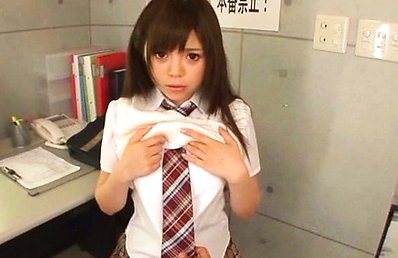 Rina Itou Asian comes to doctor in a very short uniform skirt