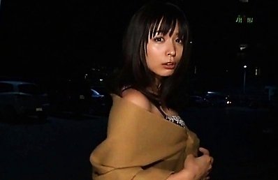 Yukie Kawamura with round big assets loves swimming in the pool