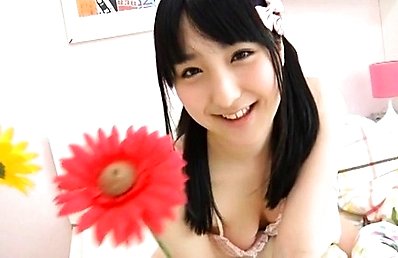 Satoko Hirano Asian with spicy cans in bra is playful in her bed