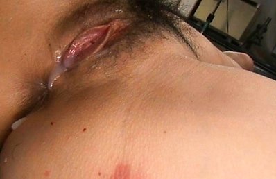 Nozomi Mitani gets a creamed asshole with cum inside her ass