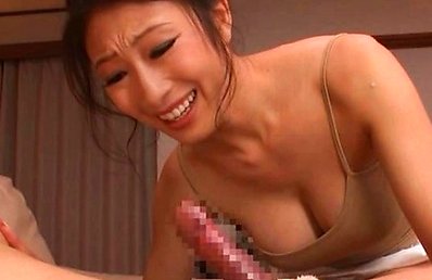 Kaede Niiyama Asian turns man on with big cans and rubs his cock
