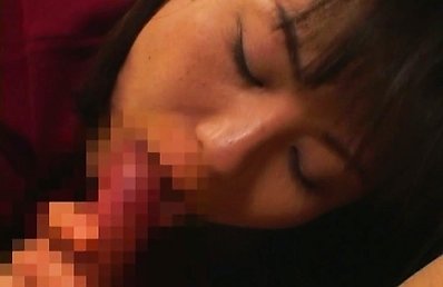 Amateur Asian dame licks cock and rubs her twat of dude mouth