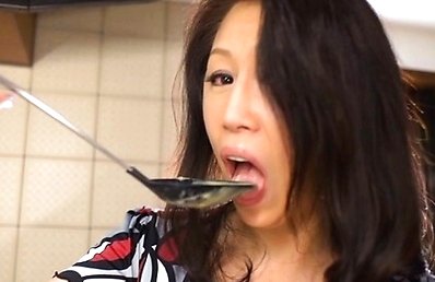 Neko Ayami Asian is kissed all over body by hunks in kitchen