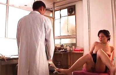 Miki Sato Asian with big cans is fingered by her gynecologist