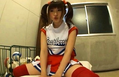 Kokomi Naruse hot Asian cheerleader poses for sexy pictures